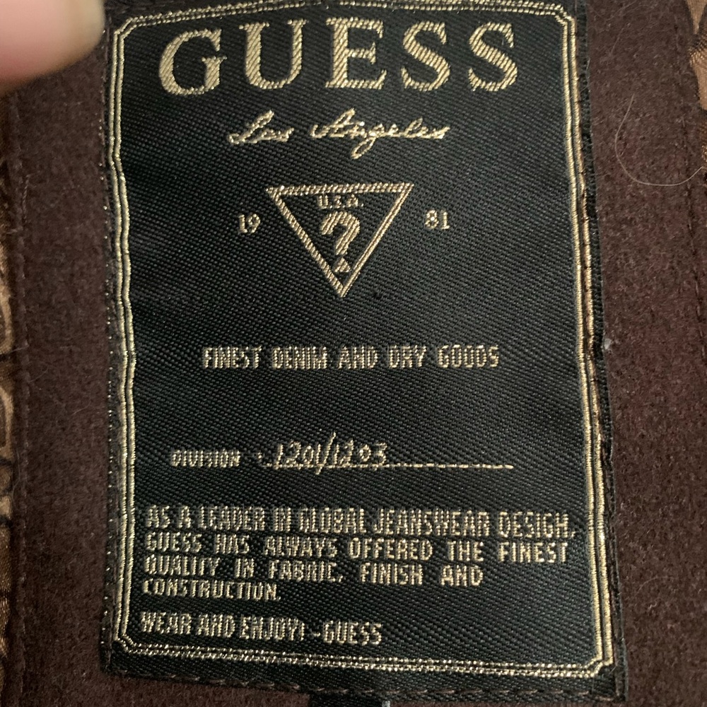 Beautiful Guess Fall/winter jacket . - Picture 2 of 3